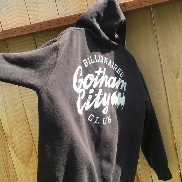 DC COMICS billionaires Club Gotham City Hoodie - Picture 1 of 12